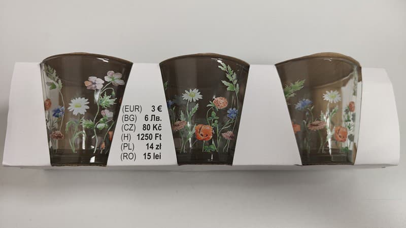 Pozor na nevyhovujúci pohár