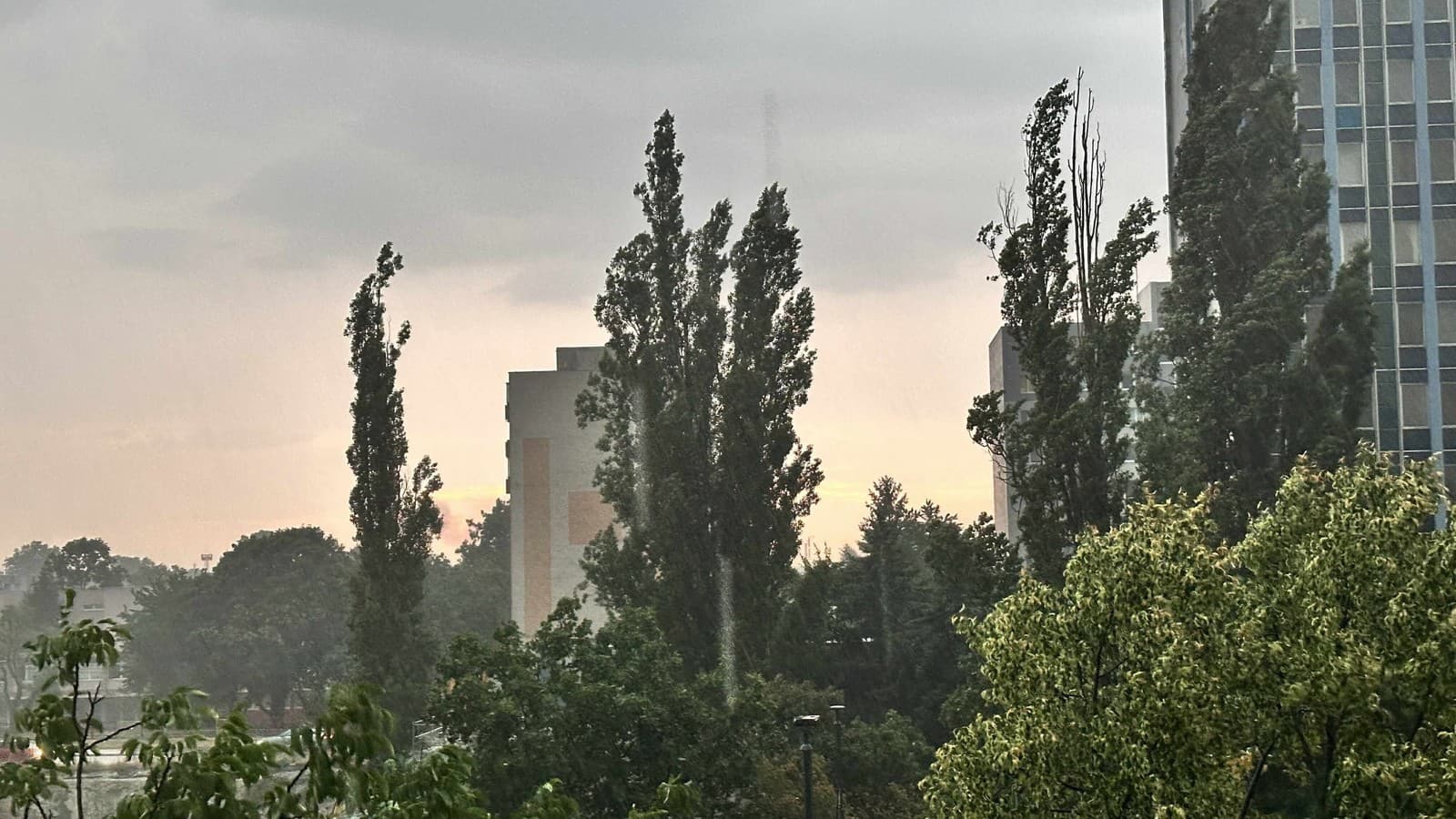 Po horúčavách hrozia búrky,
