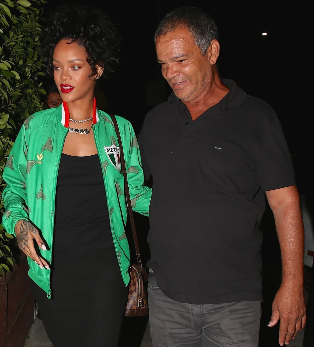 Rihanna s otcom Ronaldom