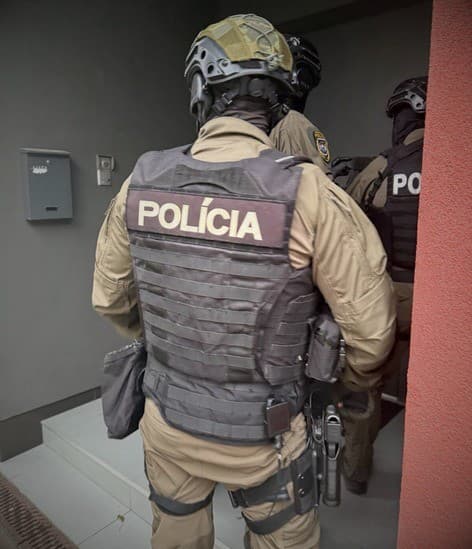 MEGA policajný úder s