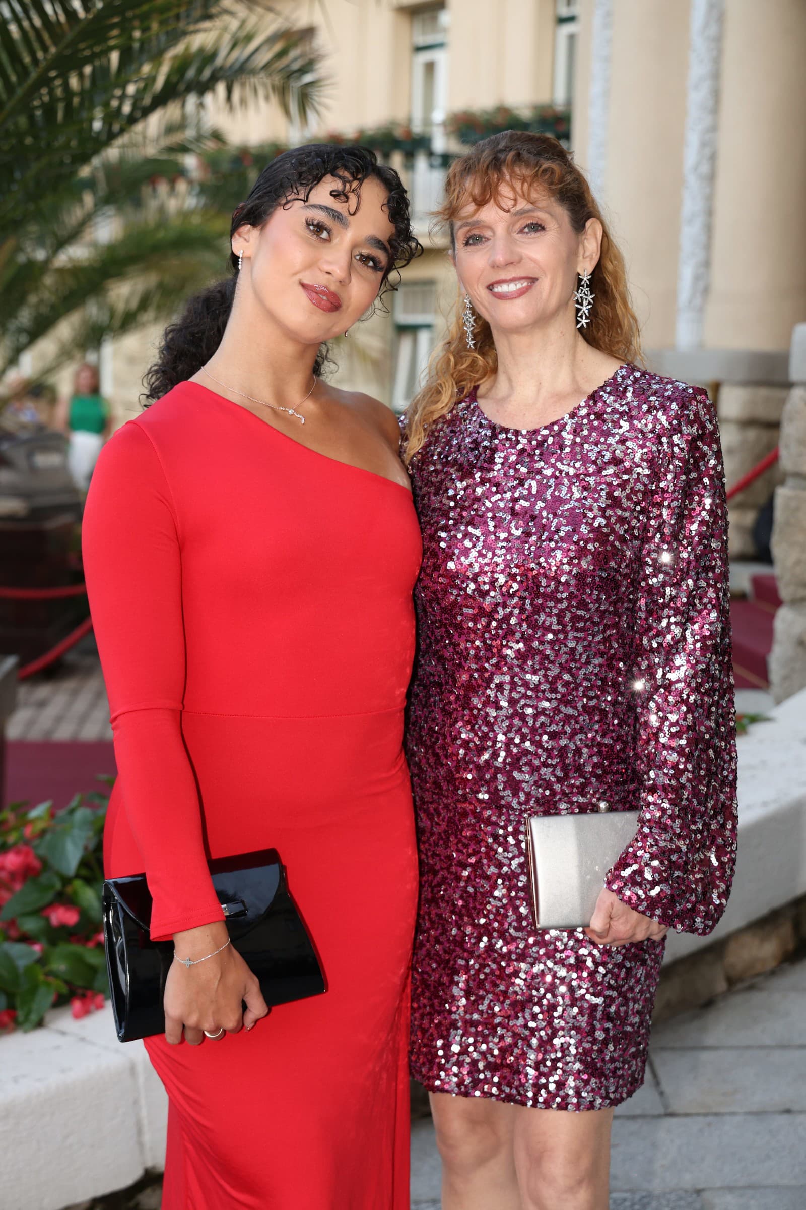 Módna prehliadka Fera Mikloška, Karina Qayumová s maminou