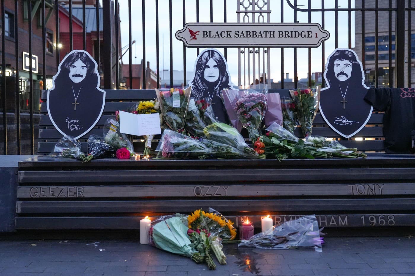 Fanúšikovia si uctievajú Ozzyho