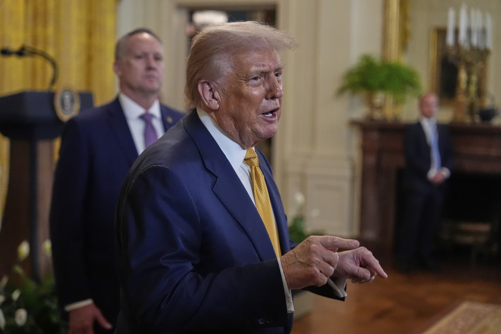 Donald Trump reaguje na