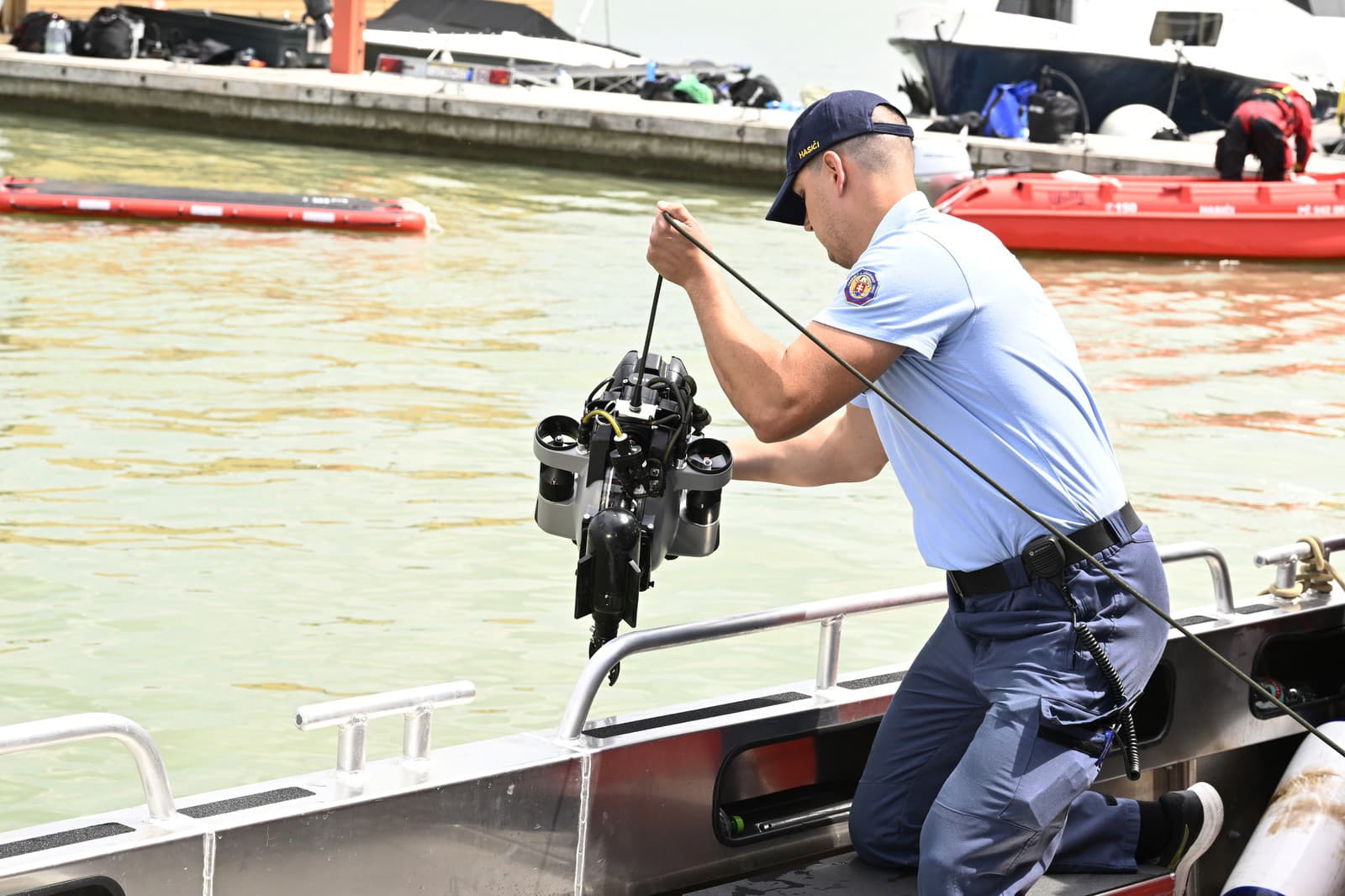 slávnostné odovzdanie novej špeciálnej hasičskej lode