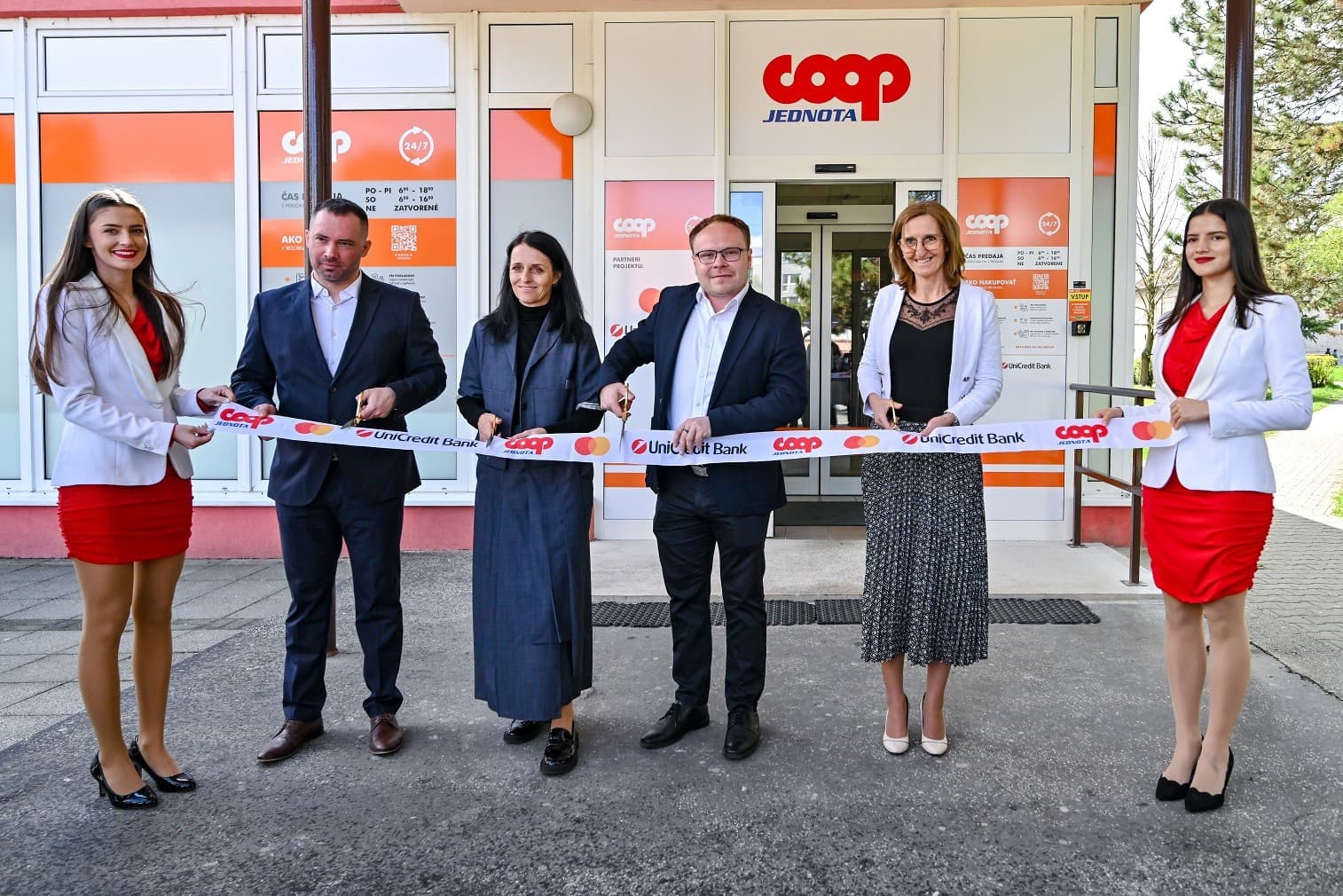 COOP Jednota má po Slovensku už 15 automatizovaných predajní 24/7. V Senici pribudla v marci tohto roka