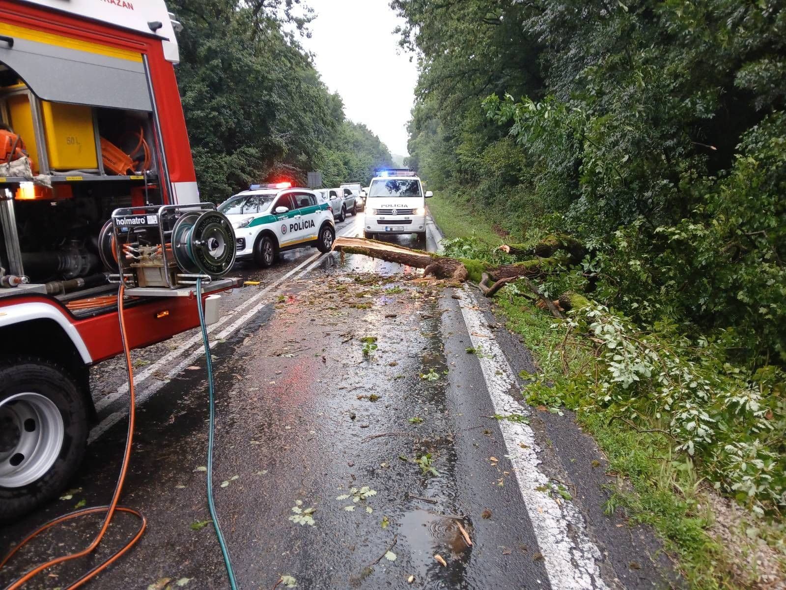 Dopravná nehoda pri Brezolupoch: