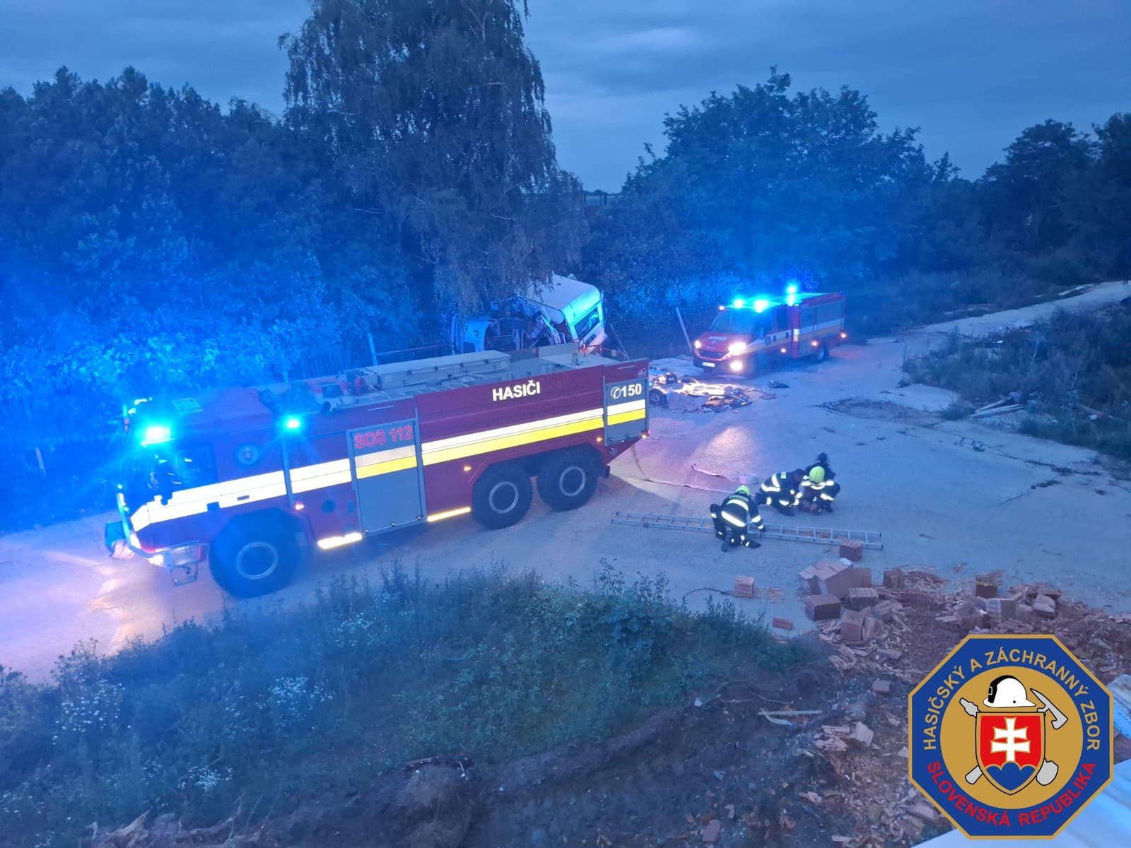 V piatok horela strecha