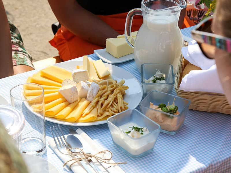 Na mliečne raňajky ZADARMO sú pozvaní všetci návštevníci festivalu, ktorí majú radi mlieko a mliečne výrobky. 