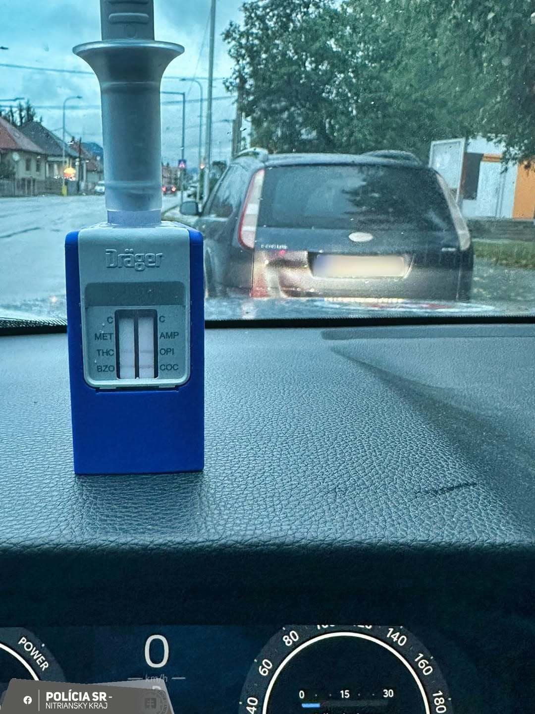 Muž šoféroval so štyrmi drogami v tele