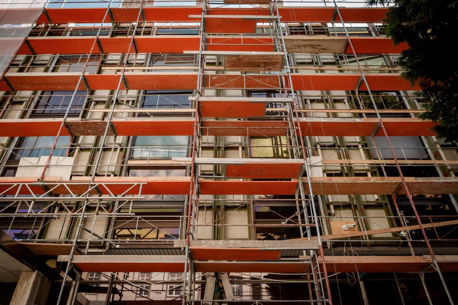 Štát si vyhrnul rukávy: