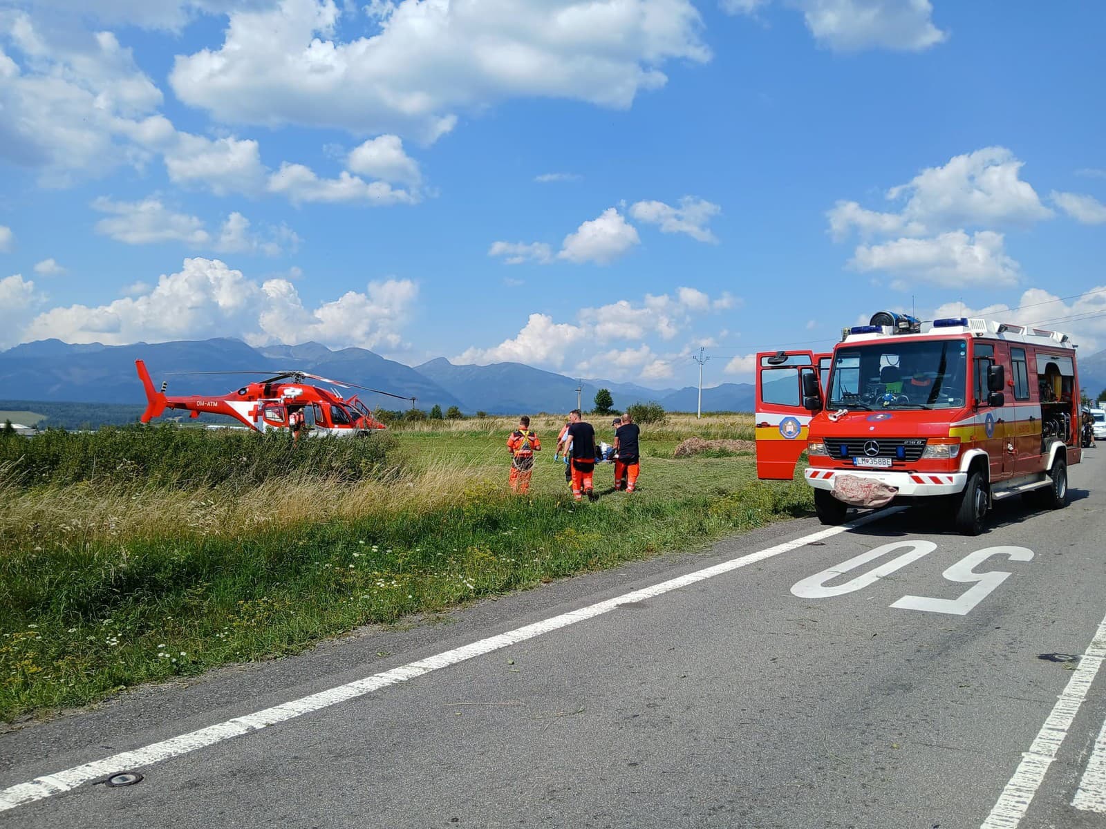 Pri dopravnej nehode vo Východnej zasahovali aj leteckí záchranári