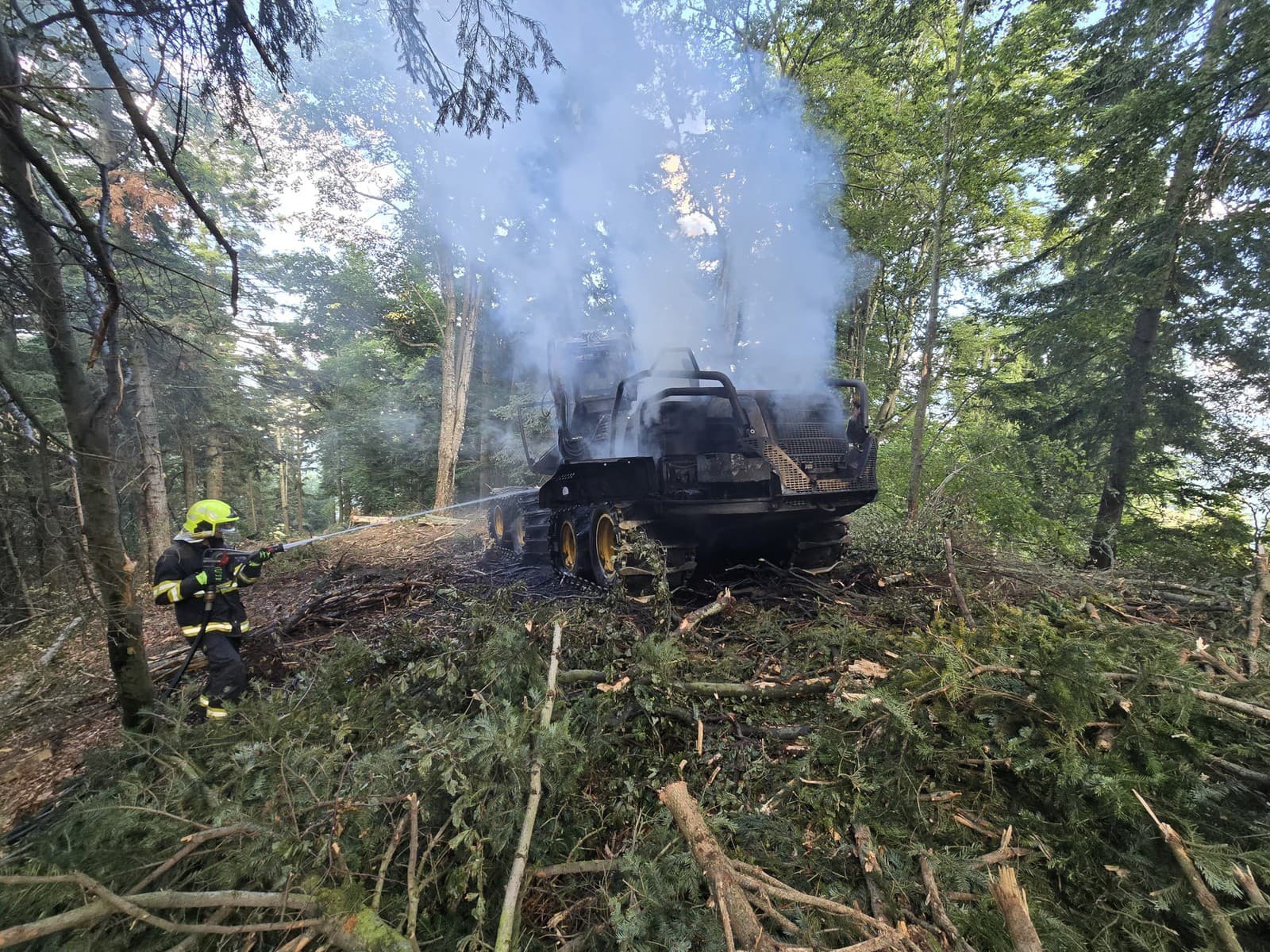 Pri požiari harvestora v
