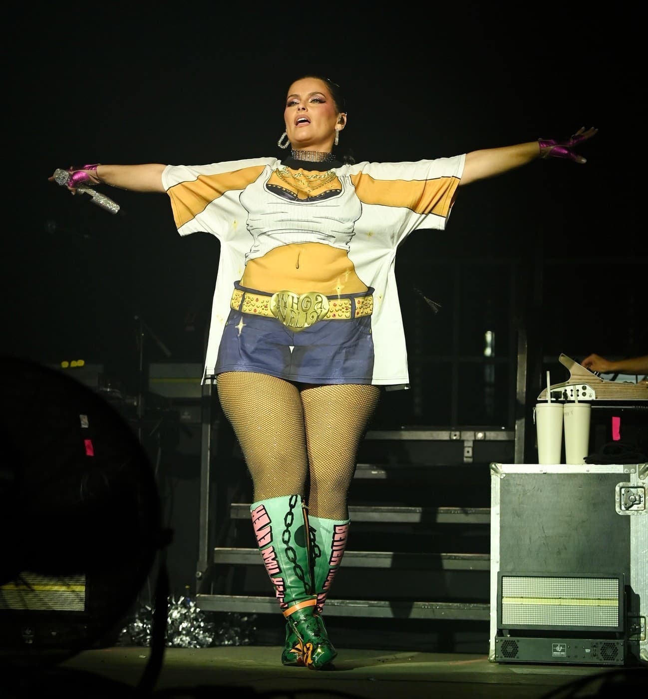 KRITIKA pre plné krivky: