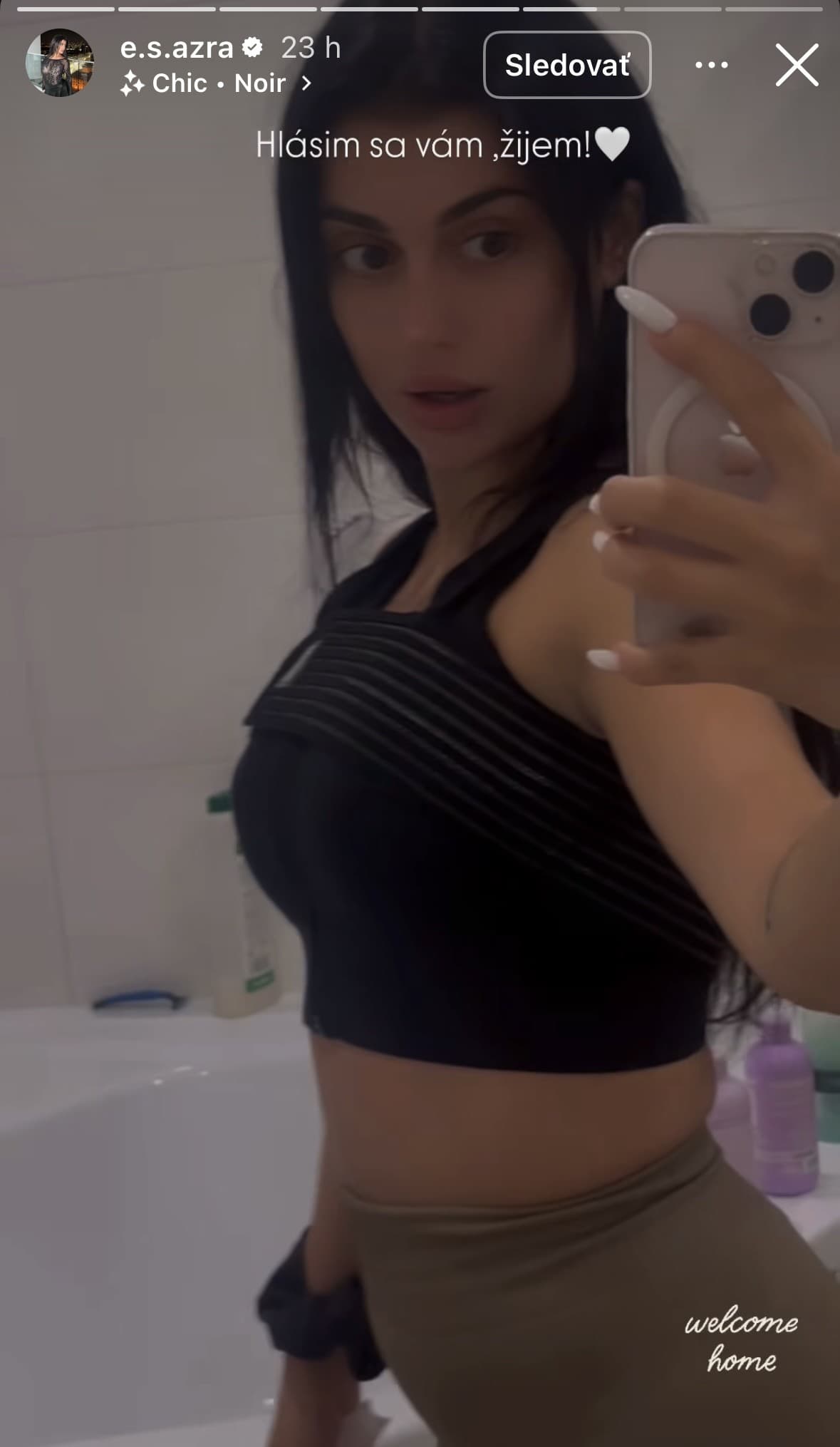 Extravagantná Azra má už