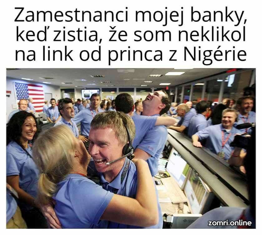 Politické memečká zaplavili internet