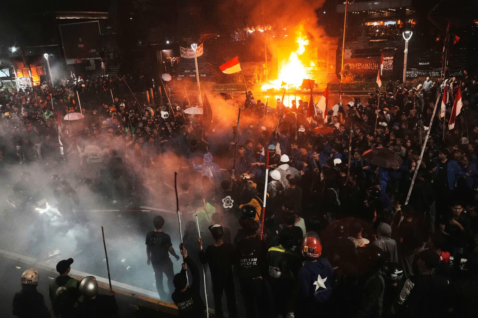 Protivládne protesty v Indonézii