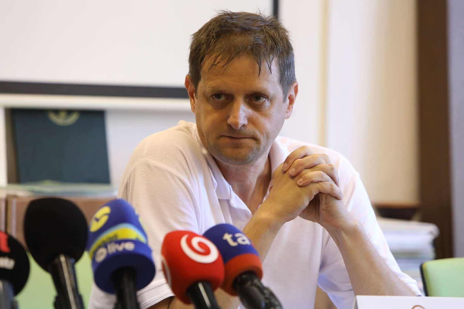 Výber nových chatárov v