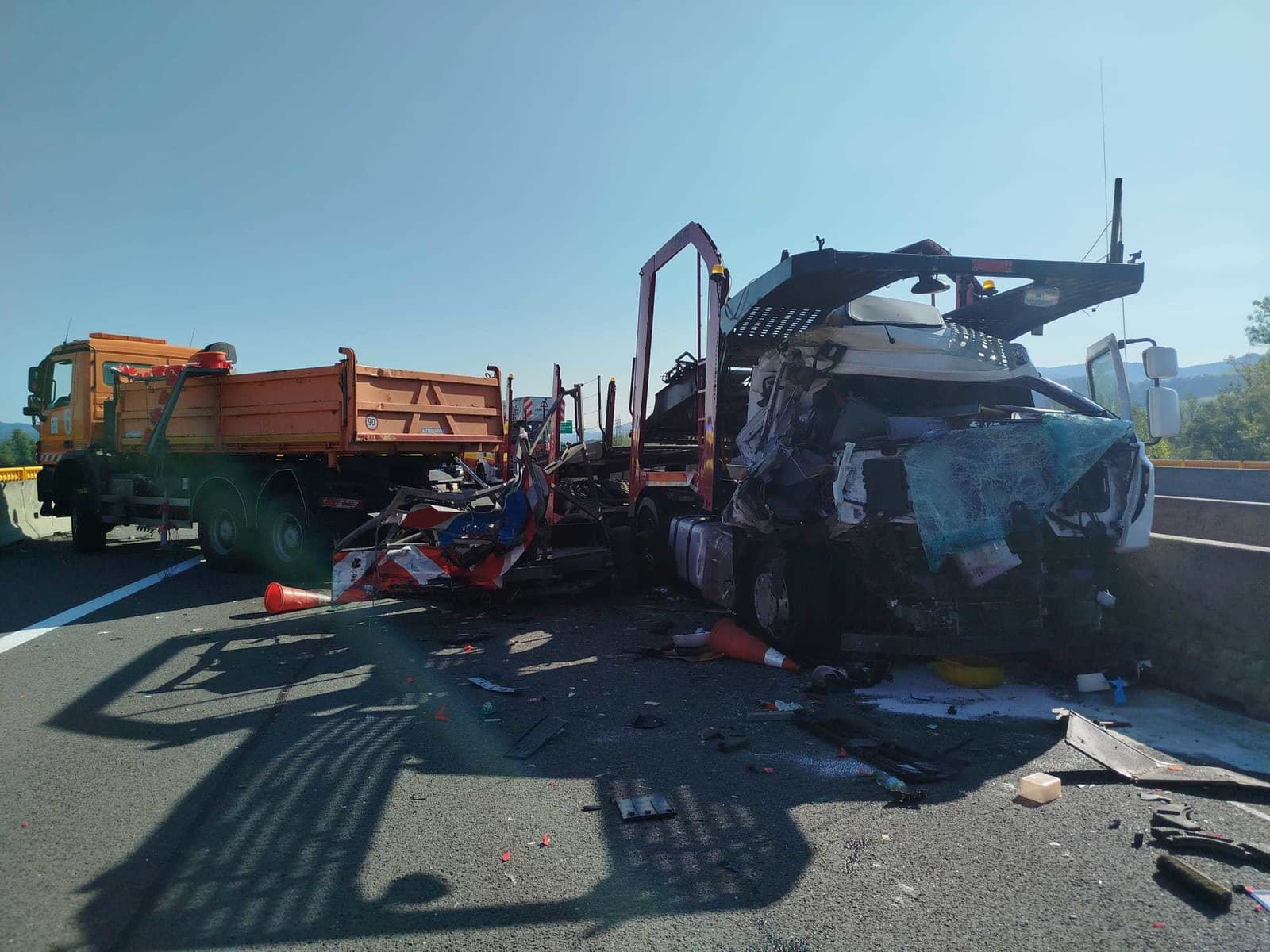 Na diaľnici D1 narazil