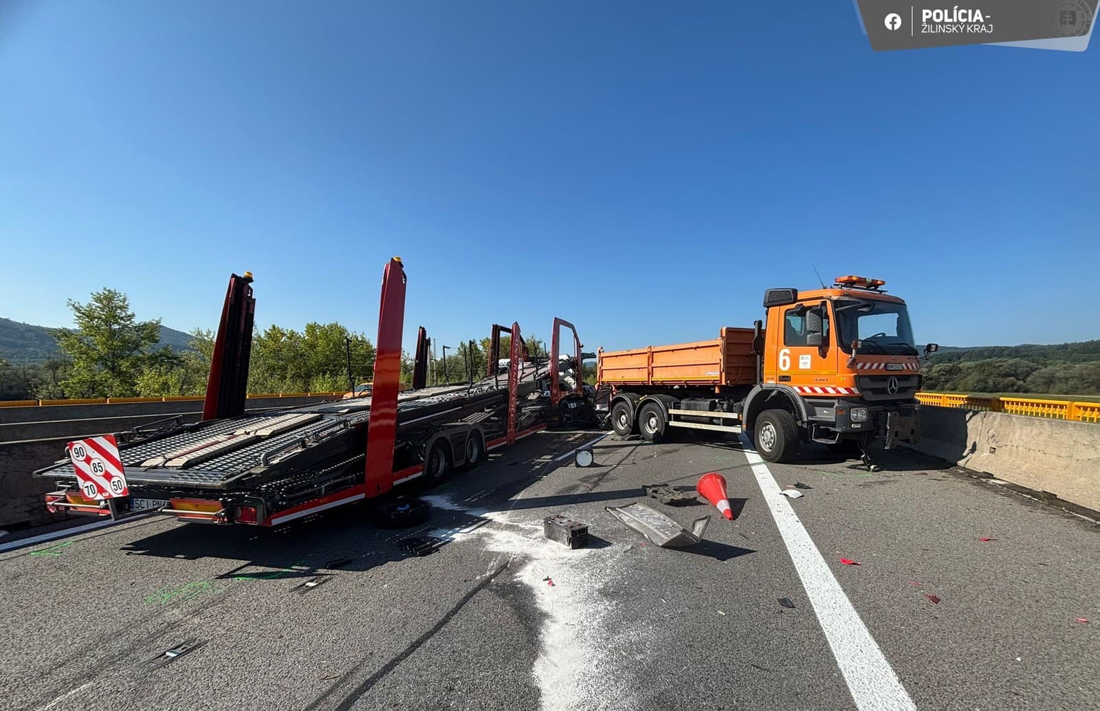 Na diaľnici D1 narazil