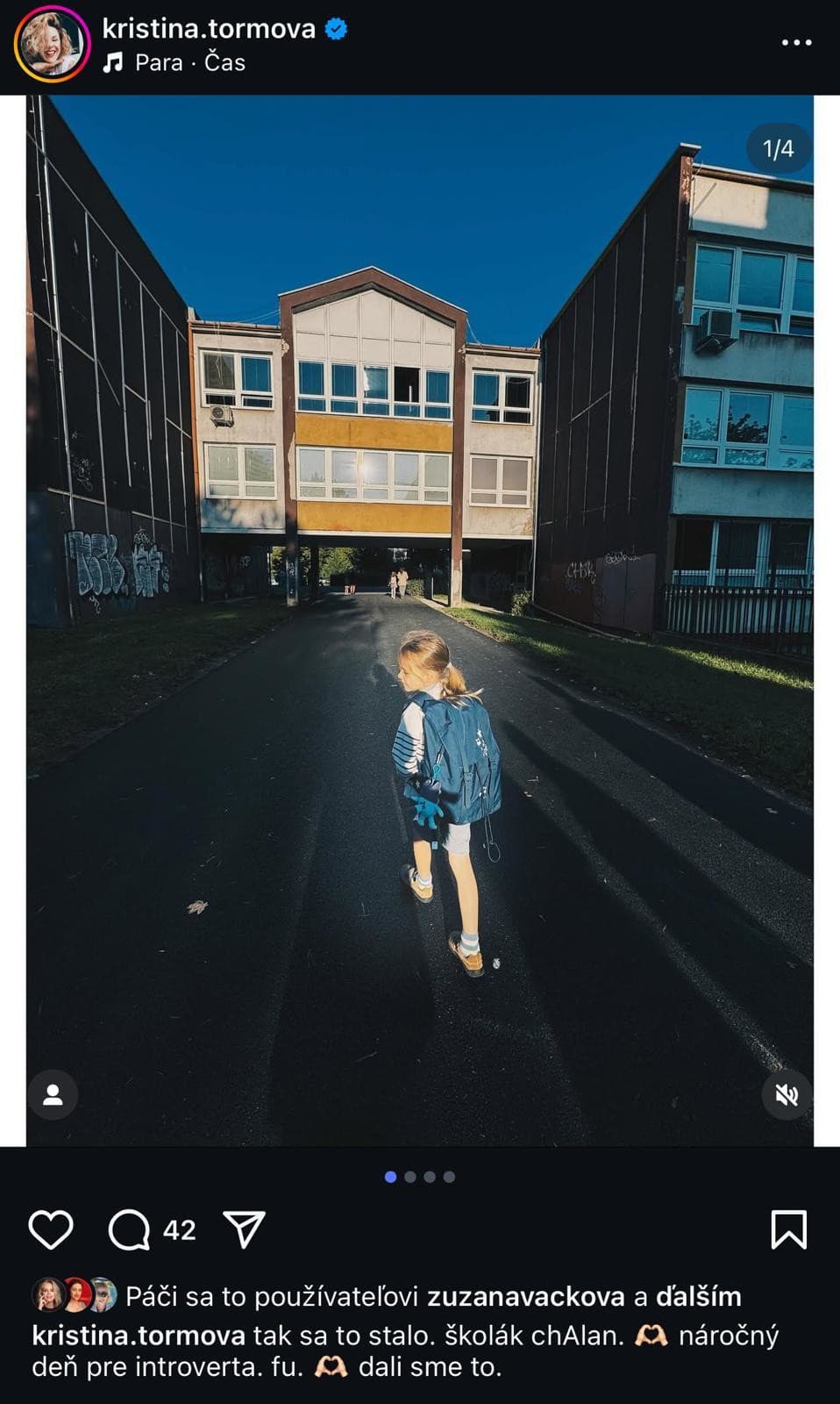 Syn Kristíny Tormovej, Alan, nastúpil do prvej triedy. 