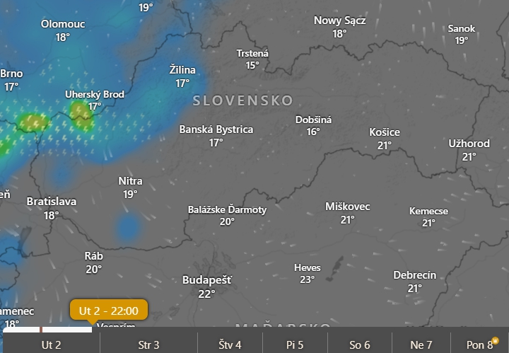Predpokladané búrky v utorok o 22.00 h