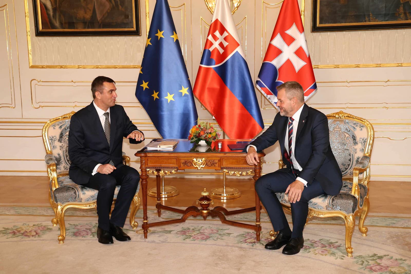 Pellegrini v paláci po