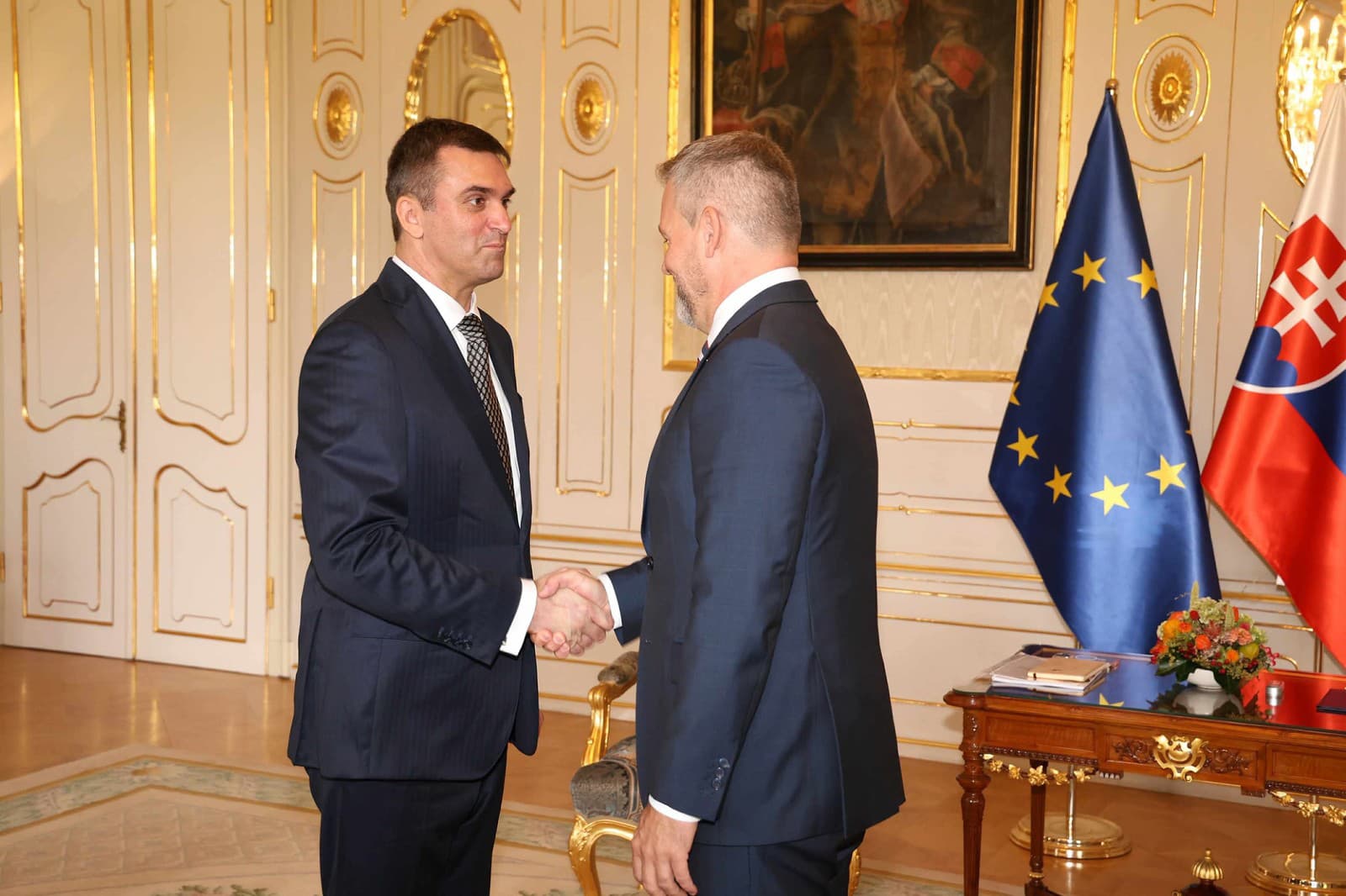 Pellegrini v paláci po