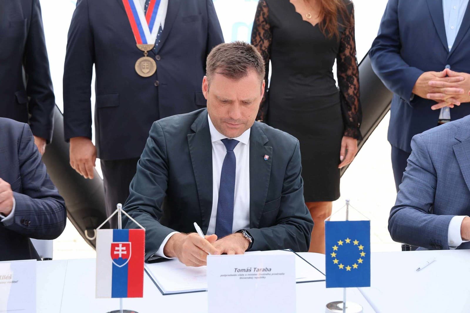 Vicepremiér Taraba posiela na