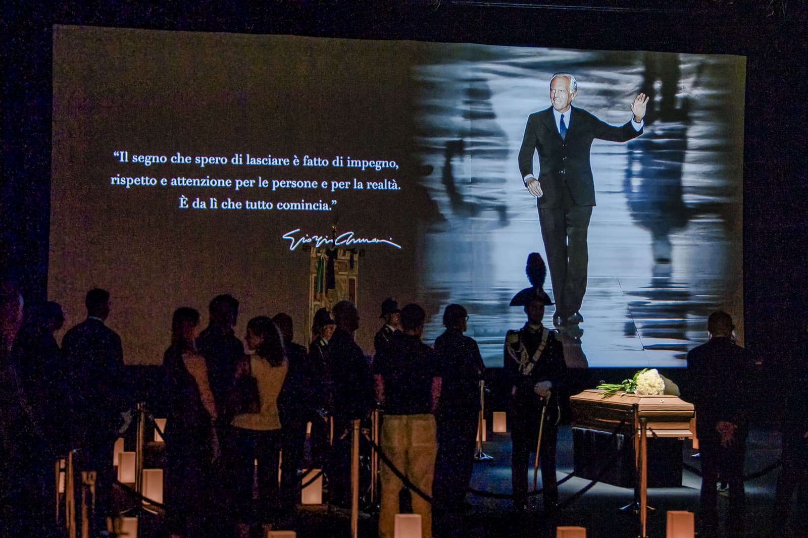 Posledná rozlúčka s Giorgiom Armanim v Miláne