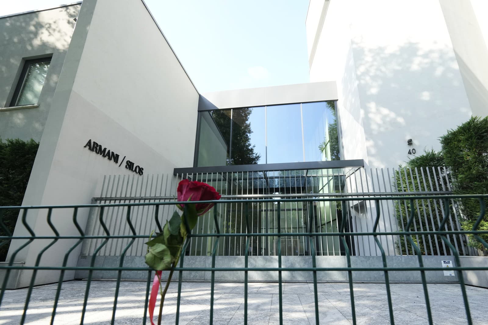 Posledná rozlúčka s Giorgiom Armanim v Miláne