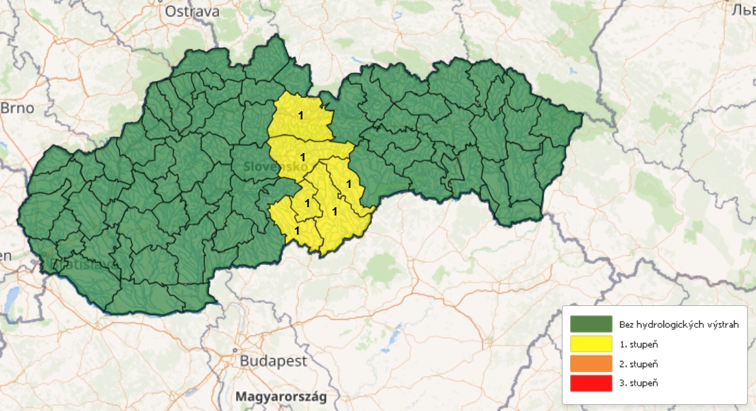 Búrky vyčíňajú! FOTO Prinášajú