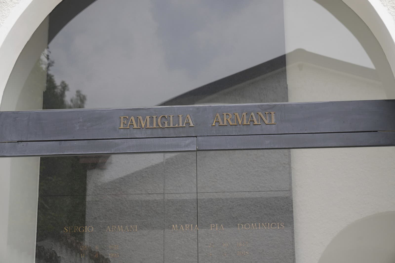 POHREB módnej legendy: Blízki