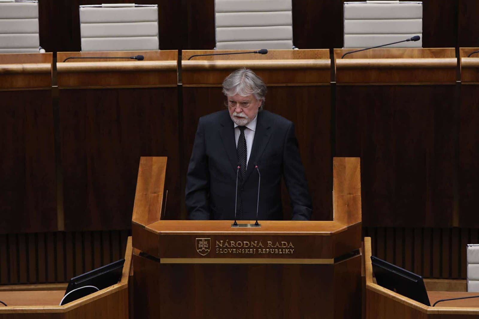 Parlament po letných prázdninách