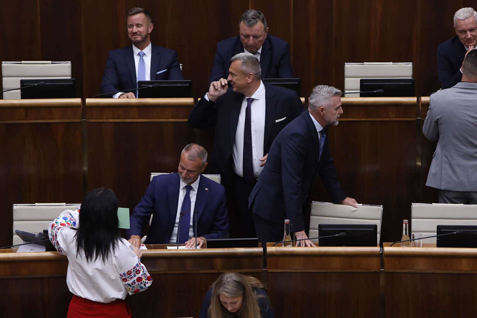 Parlament po letných prázdninách