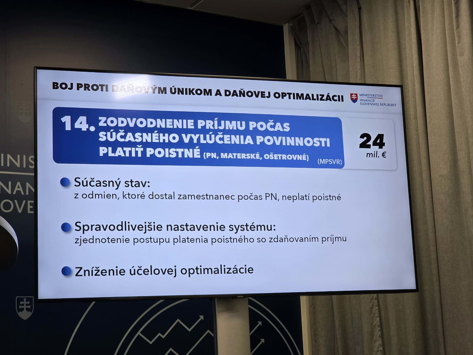 MIMORIADNE Kamenický predstavil nový