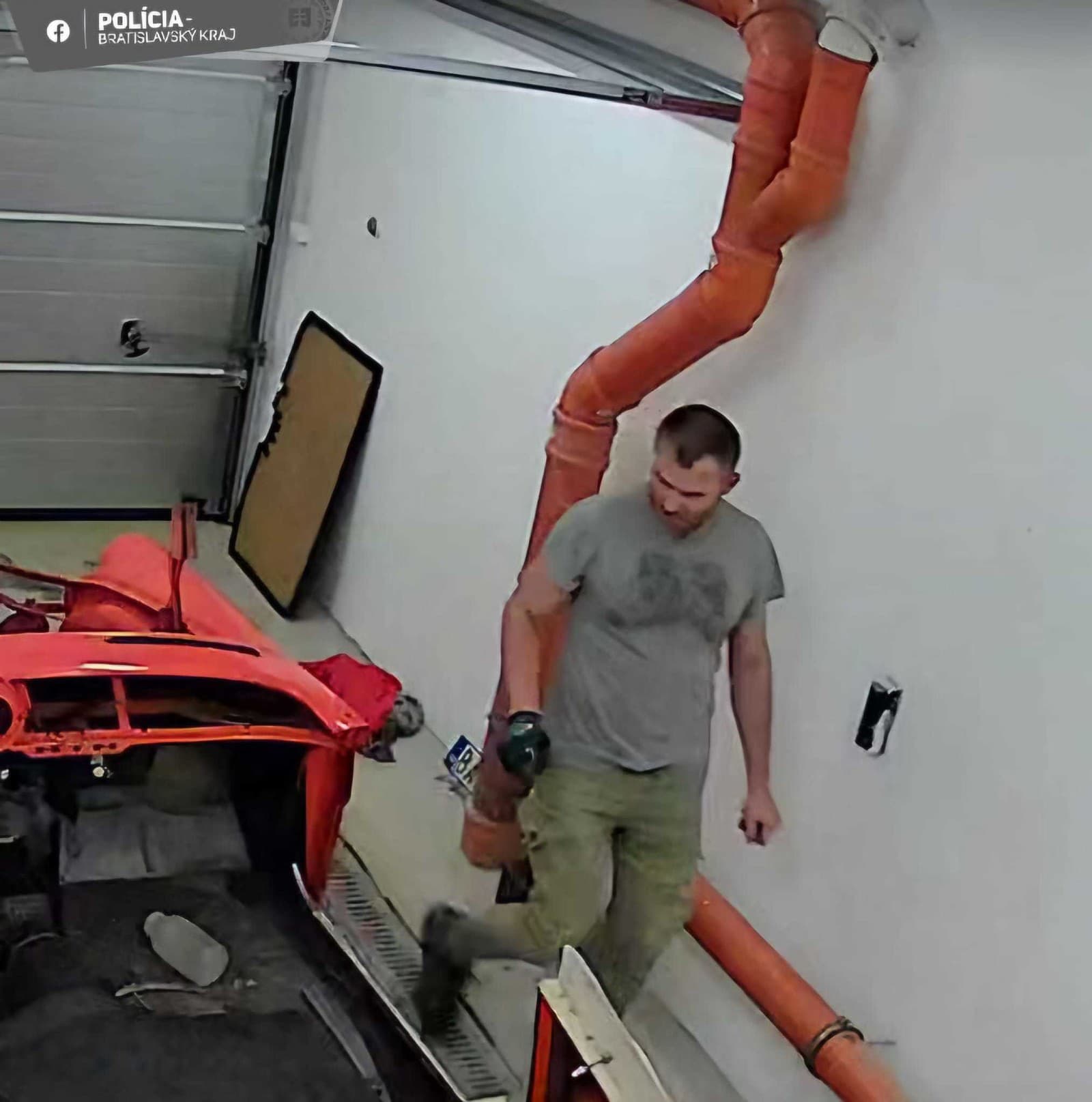 Polícia pátra po páchateľovi: