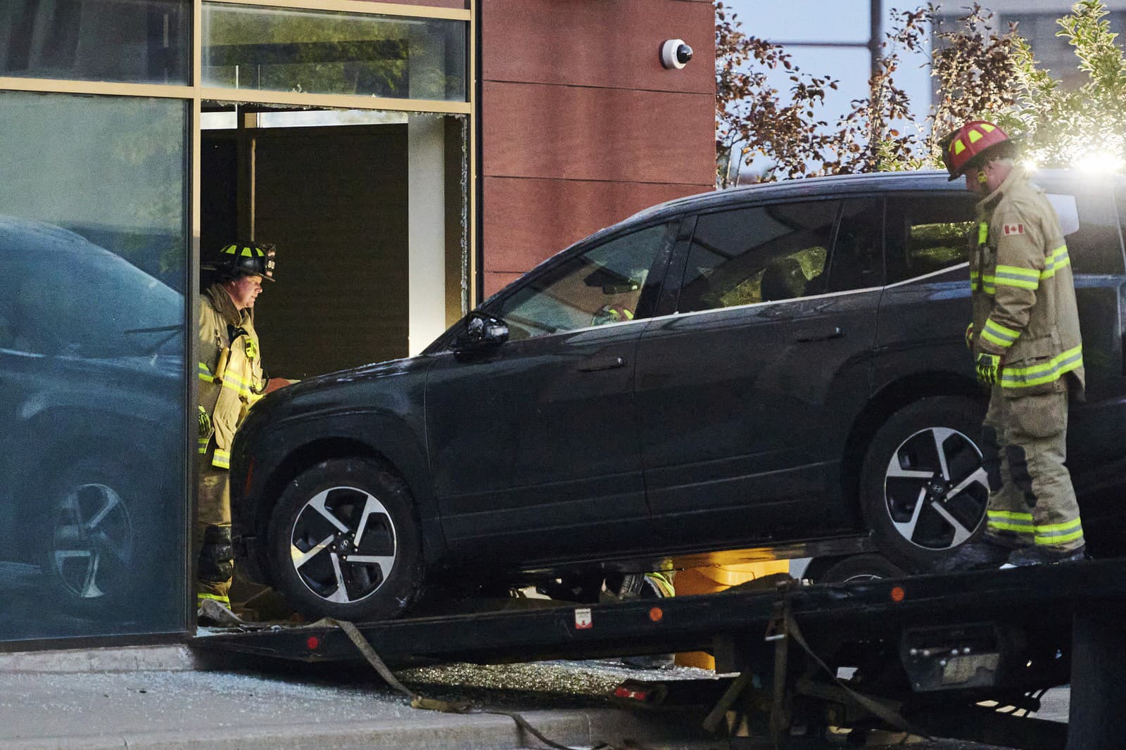 Do škôlky v kanadskom Toronte narazil vodič