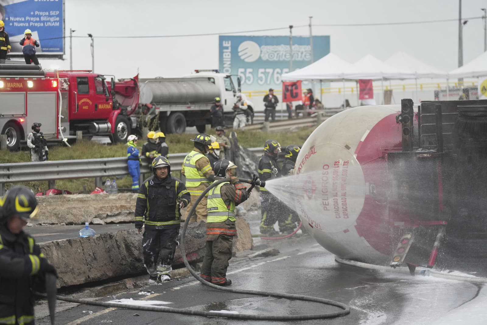 V Mexiku explodovala cisterna s plynom