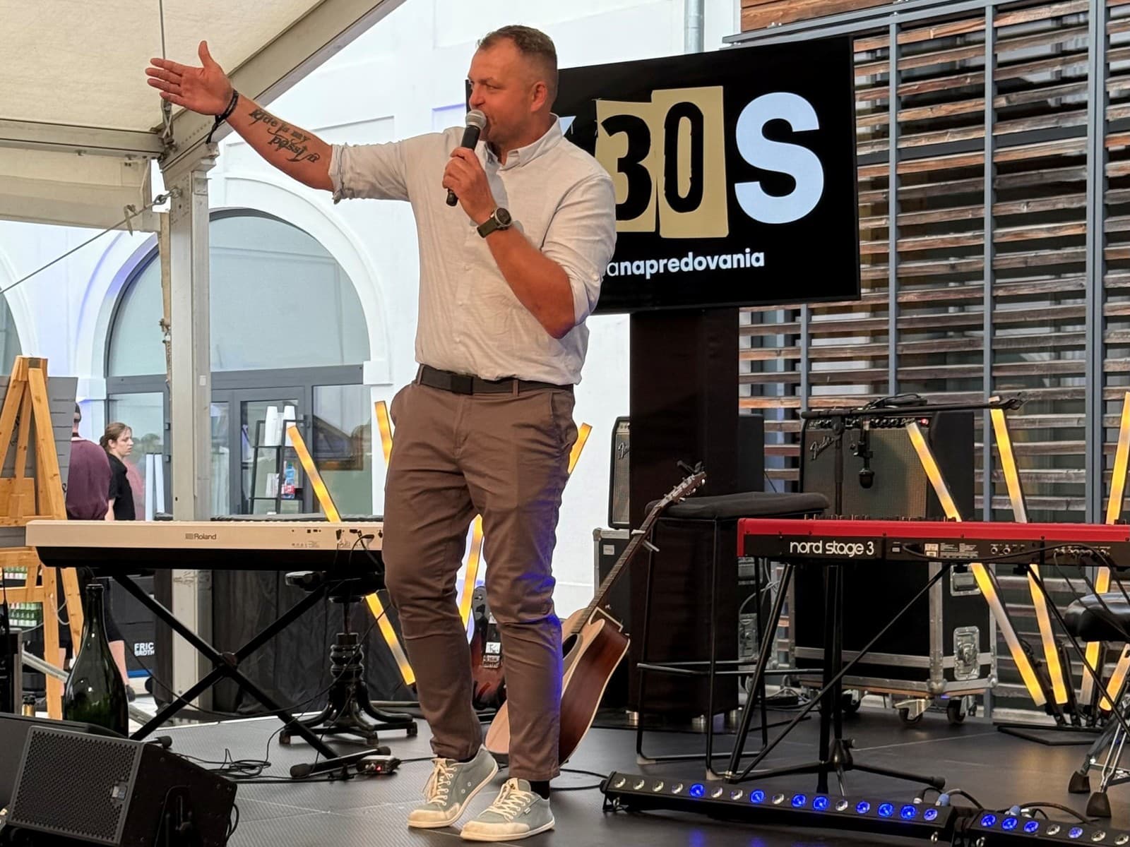 KROS oslavuje 30 rokov: