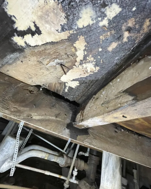 Texaská rodina prišla o dom aj zdravie.