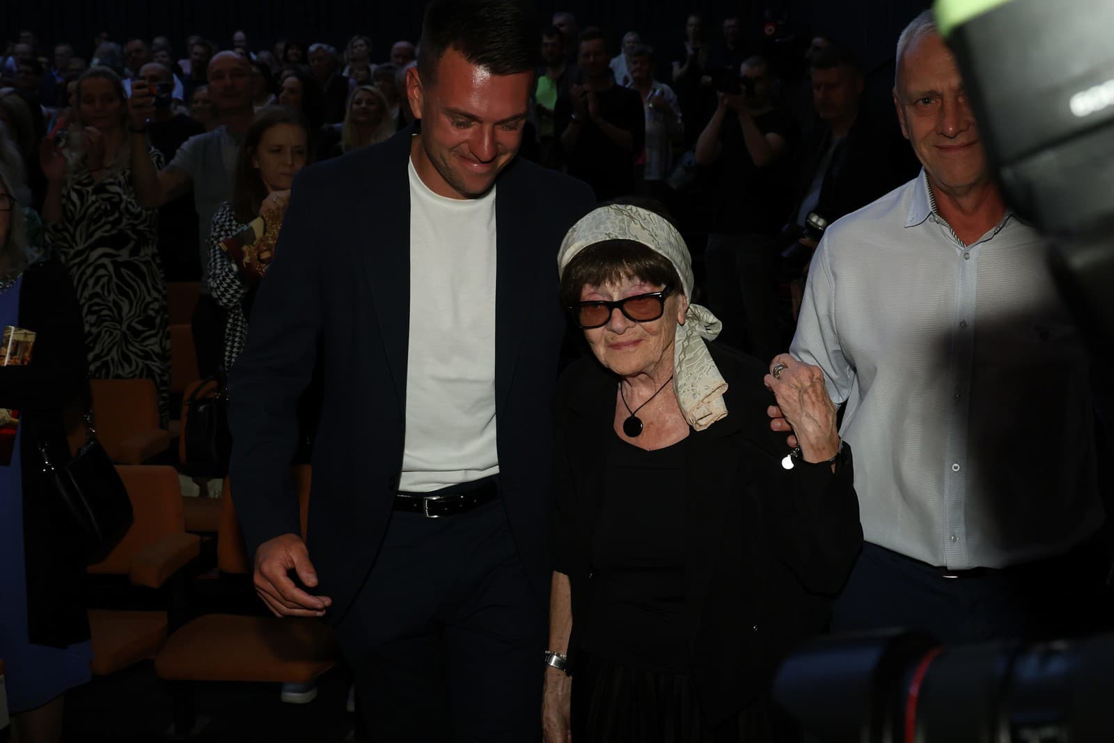 Premiéra muzikálu Krajíček úsmevu - vdova po Ivanovi Krajíčkovi, Babula.