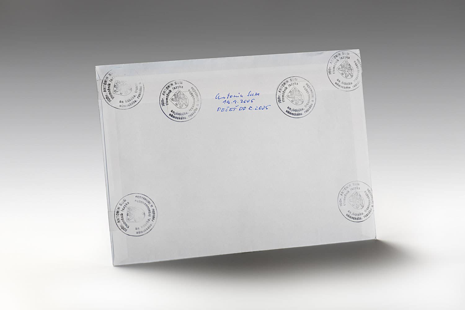 Otvorili obálku s poslednými