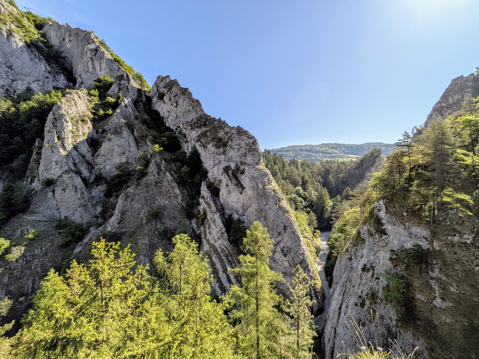 Rozhľadne, kaňon aj Baťova