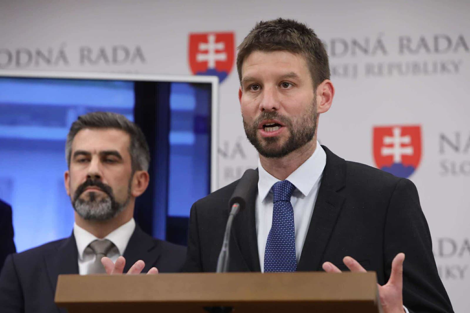 Kaliňák načrtol Ficove budúce