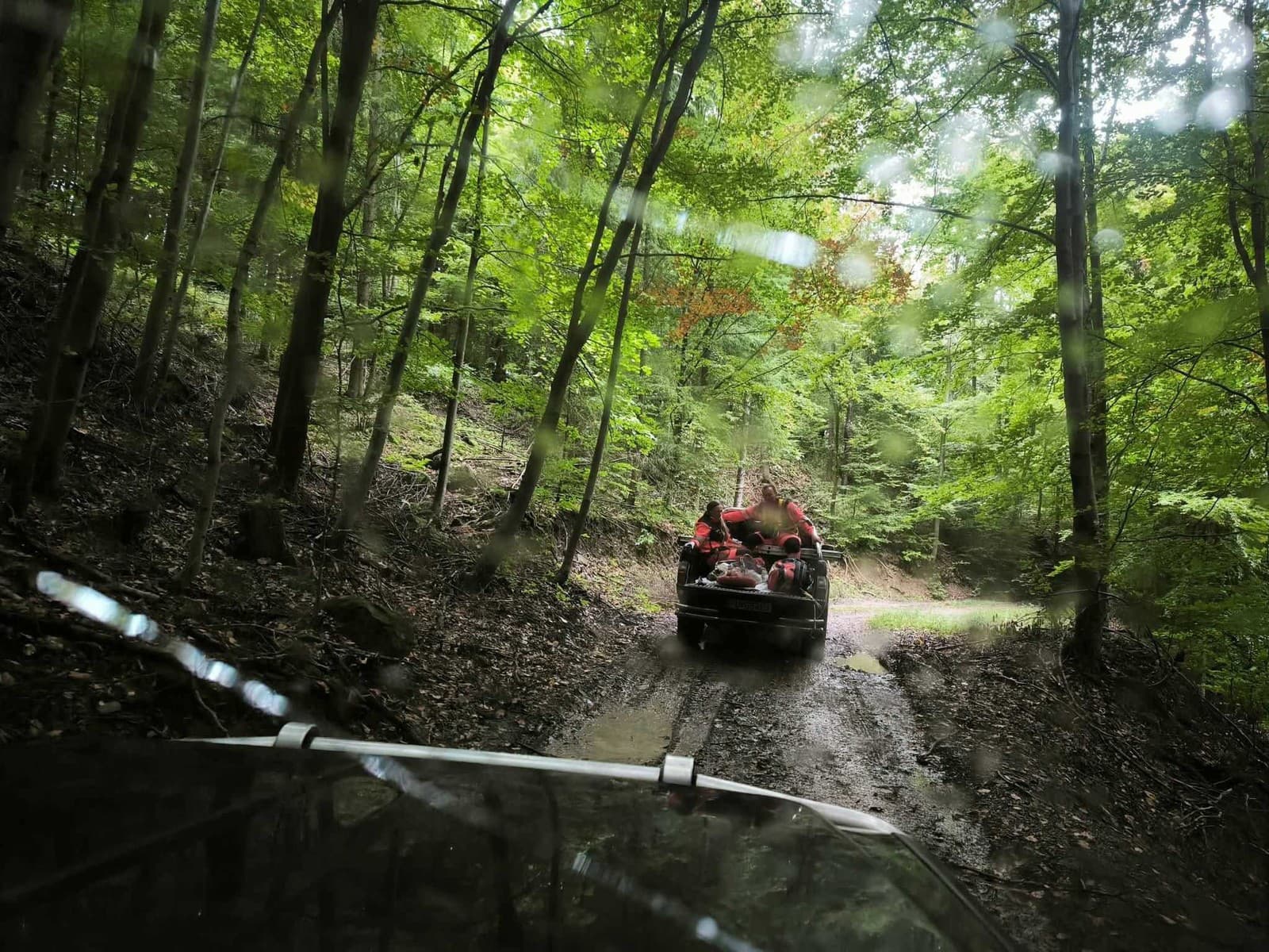 Leteckí záchranári pomáhali nad