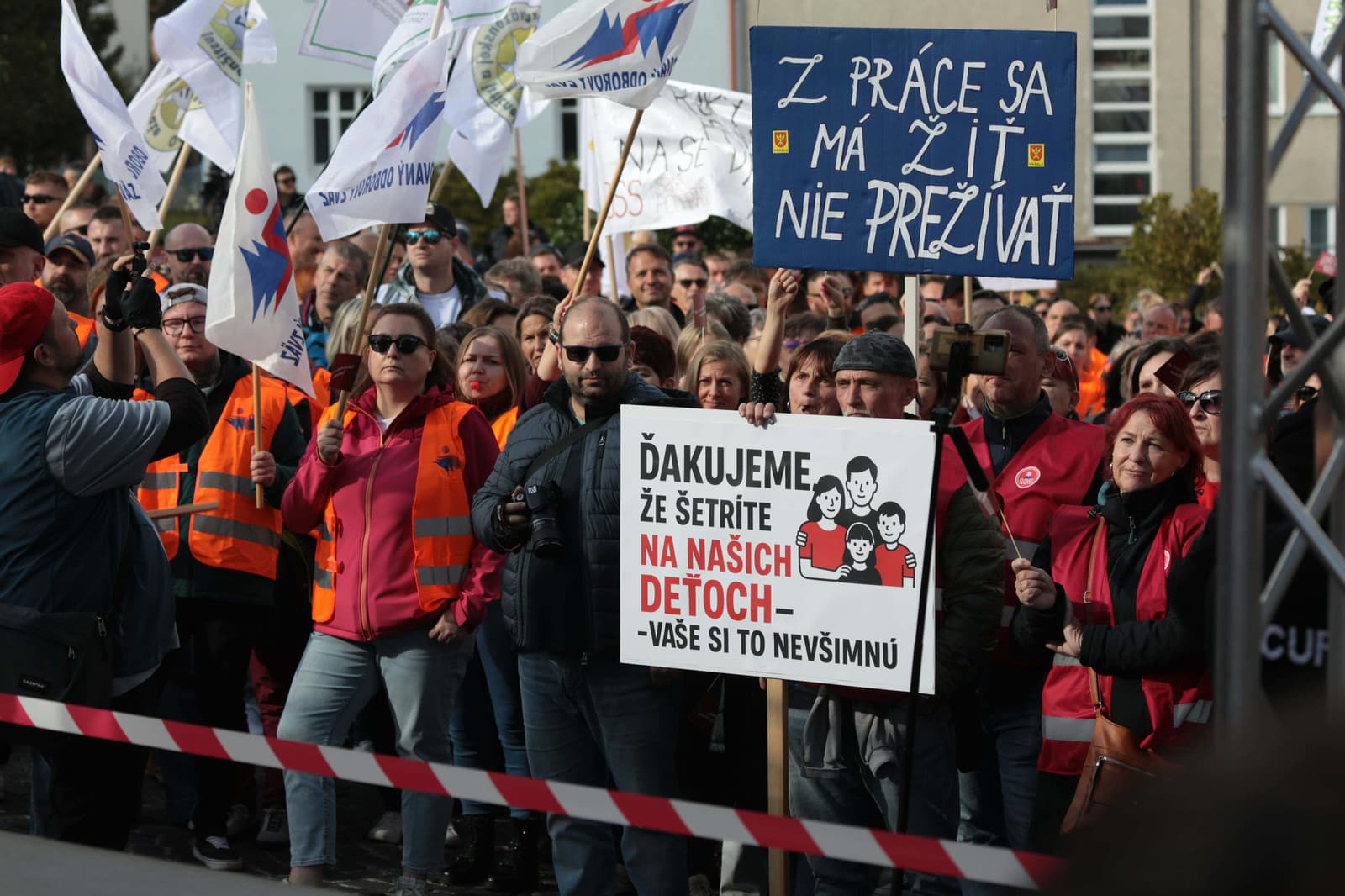 Odborári prichádzajú na barikády: