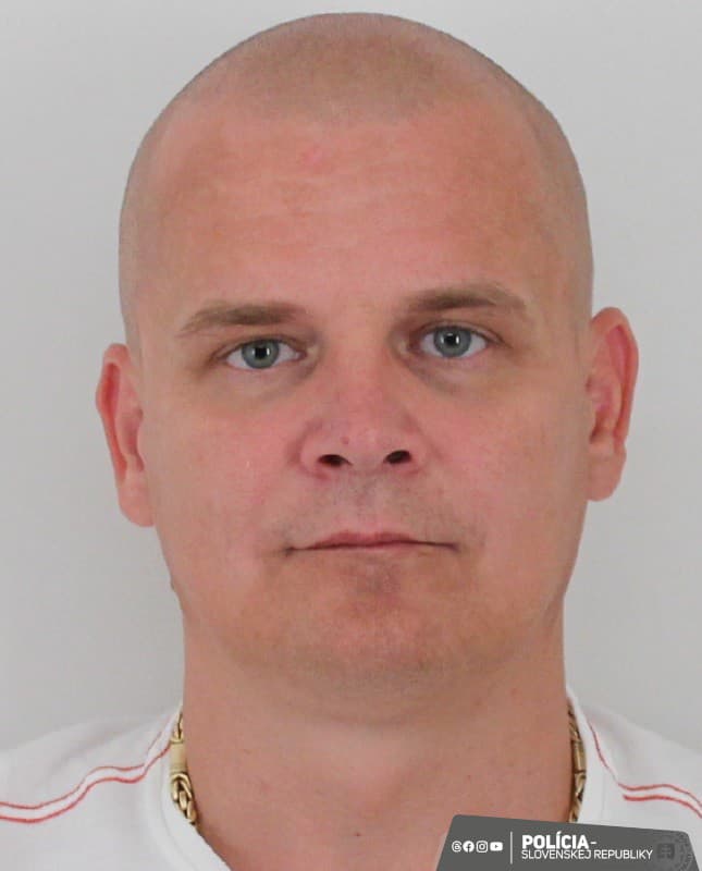 Polícia pátra po 53-ročnom Milanovi Chutniakovi, obvinenom v rámci akcie Mediátor z obzvlášť závažného zločinu výroby a obchodovania s drogami.