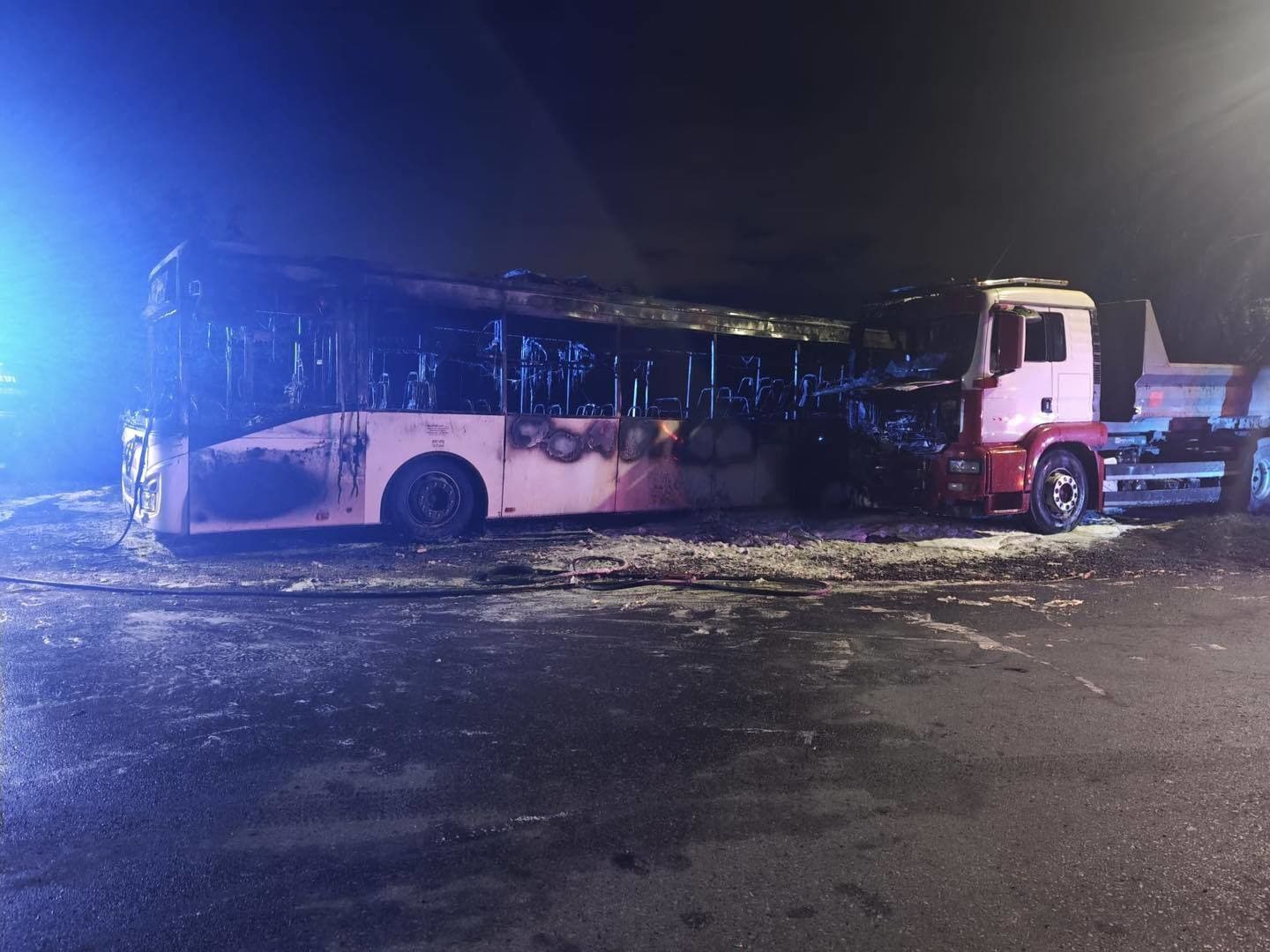 Požiar autobusu v Sadoch