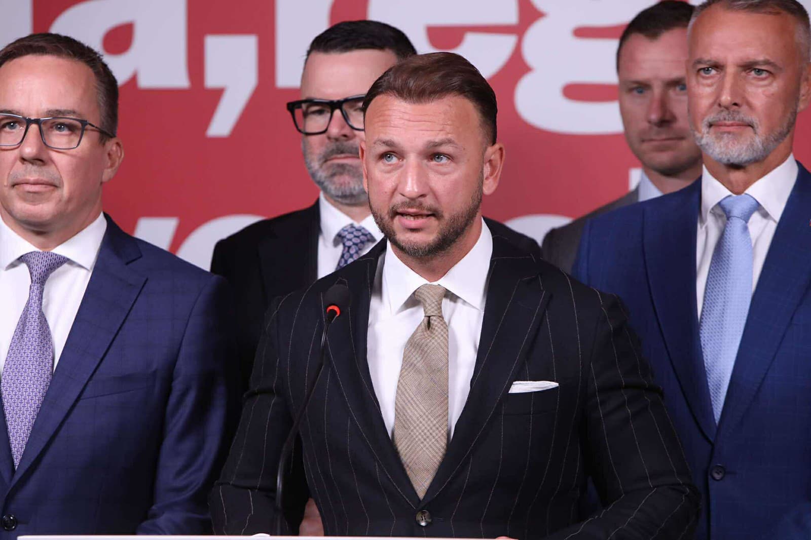 Matúš Šutaj Eštok