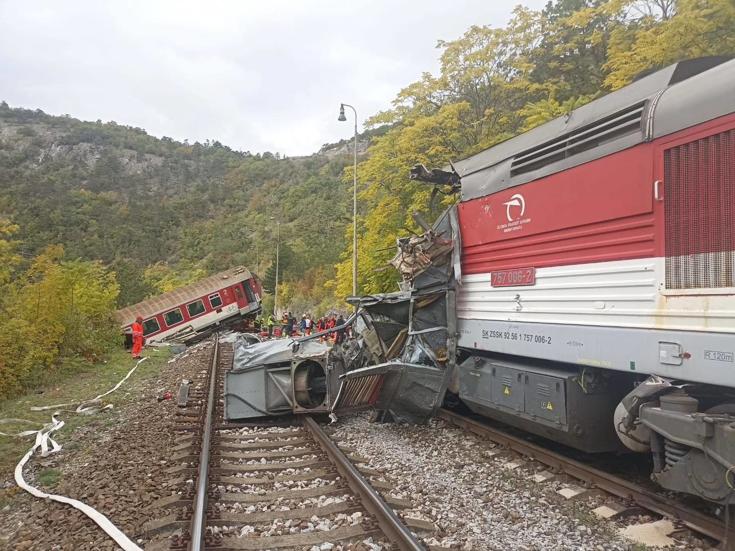 MIMORIADNY ONLINE Čelná zrážka